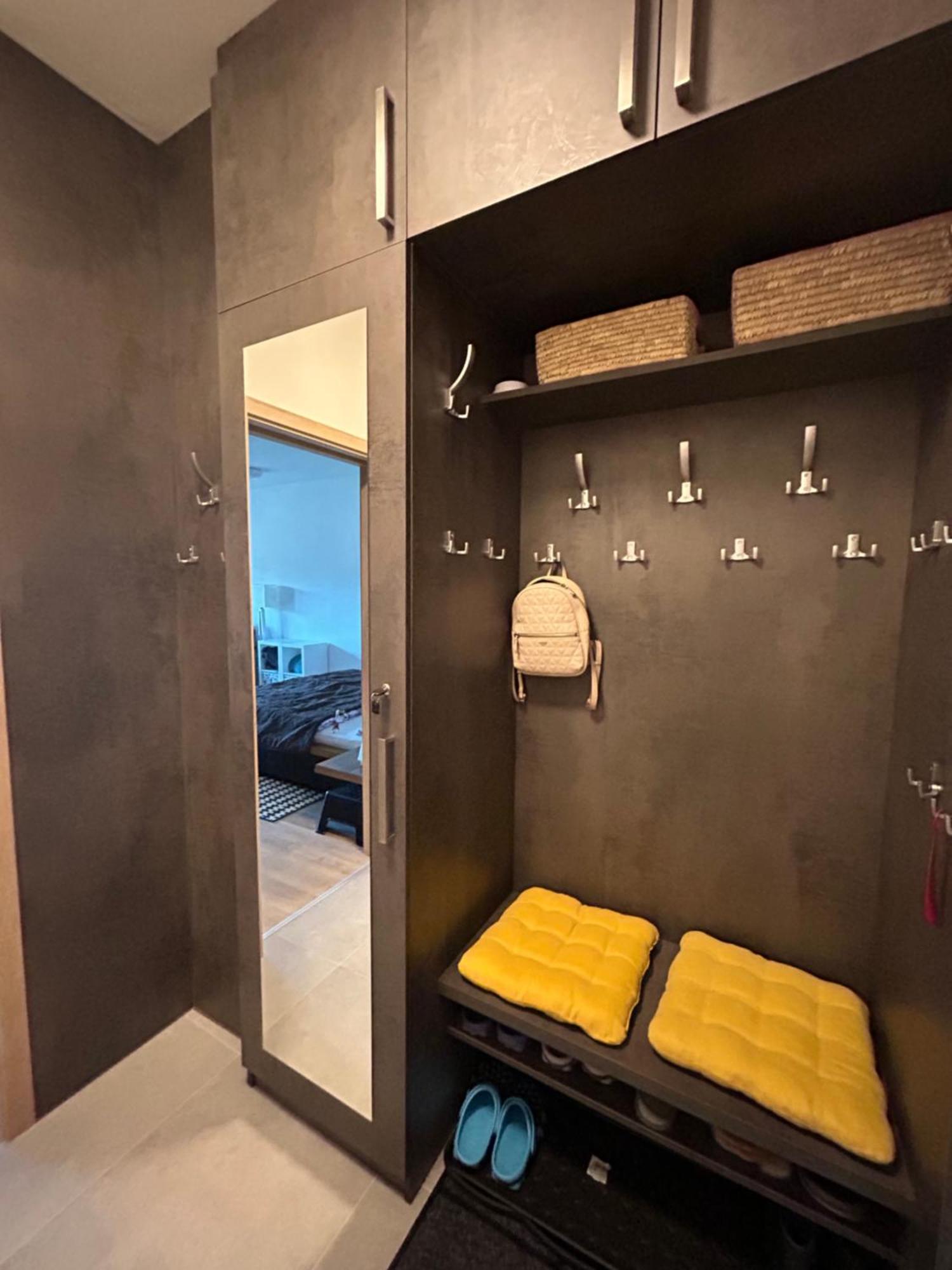 Apartman Se Slunnou Teraskou V Kasperkach カシュペルスケー・ホリ エクステリア 写真